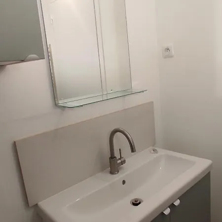 Cosy Plein Centre 아파트